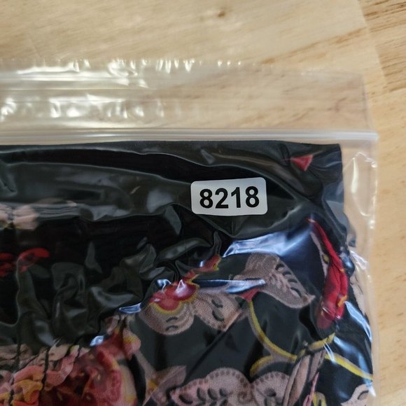 Loft Women's Long Sleeve Smocked V Neck Flowy Blouse Top Black Floral Size S - Picture 14 of 14